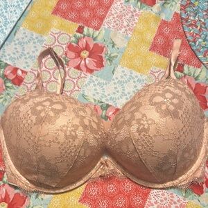 Victoria's Secret Tan Lace Bra with Underwire and Adjustable Straps